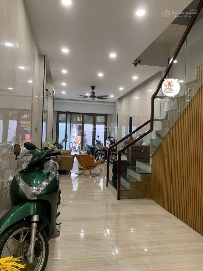 Định cư nước ngoài - Bán nhà mặt tiền đẹp lung linh đường Thái Phiên trung tâm Quận 11, giá hơn 17T