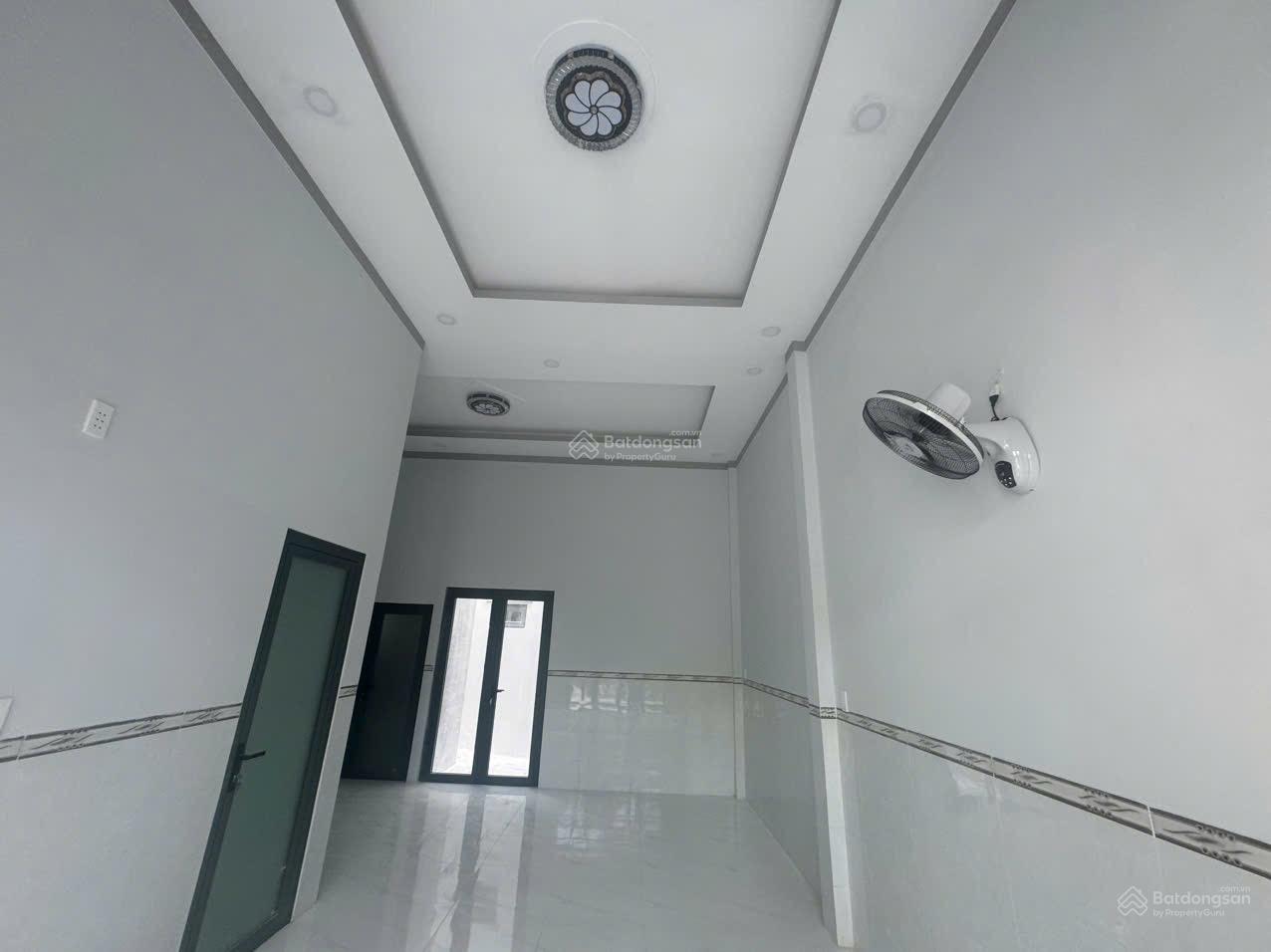 Nhà mặt tiền nhựa Phú an gần ngã tư Phú Thứ. Dt 118m thổ cư 60m, dt 744 vào 700m giá công nhân