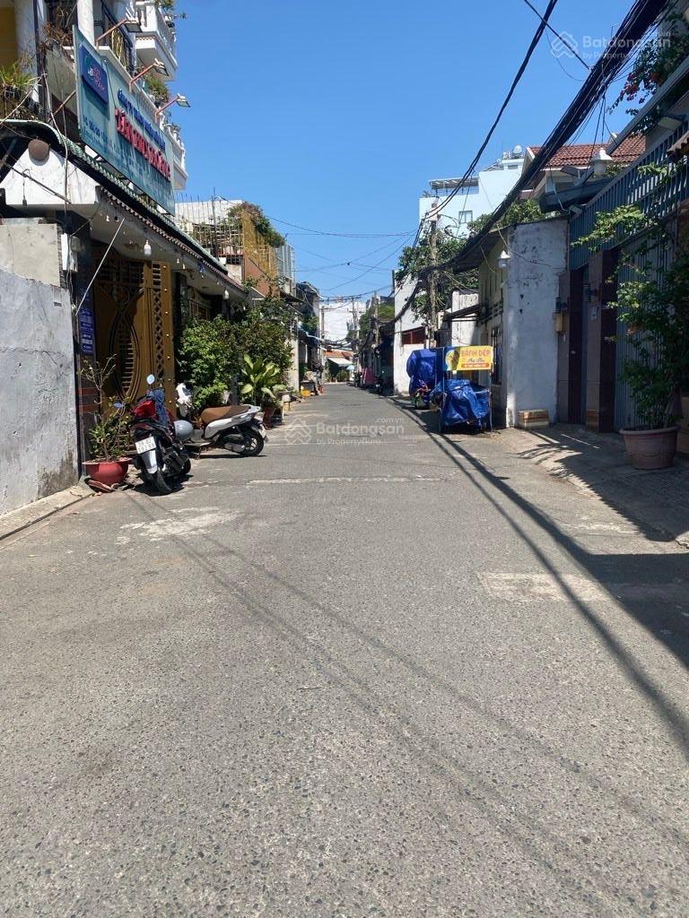 Oto ngủ trong nhà .Cống lở, trần thị trọng. Thông Trường Chinh , nhà ga T3 .4,5x16 5 tầng 4pn. 7t9