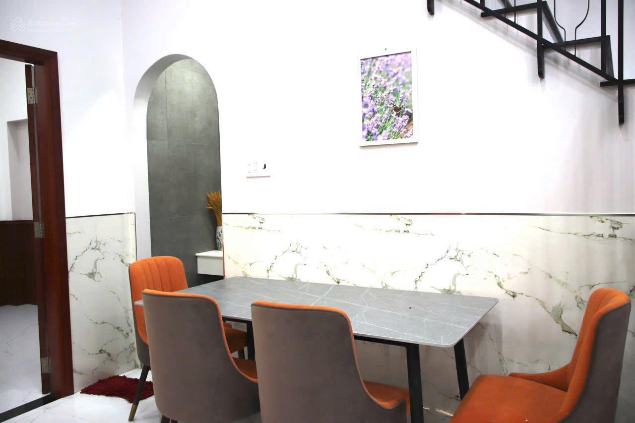 Bán nhà 1T 2L Đường Số 8 KVHTĐ 4PN có NT