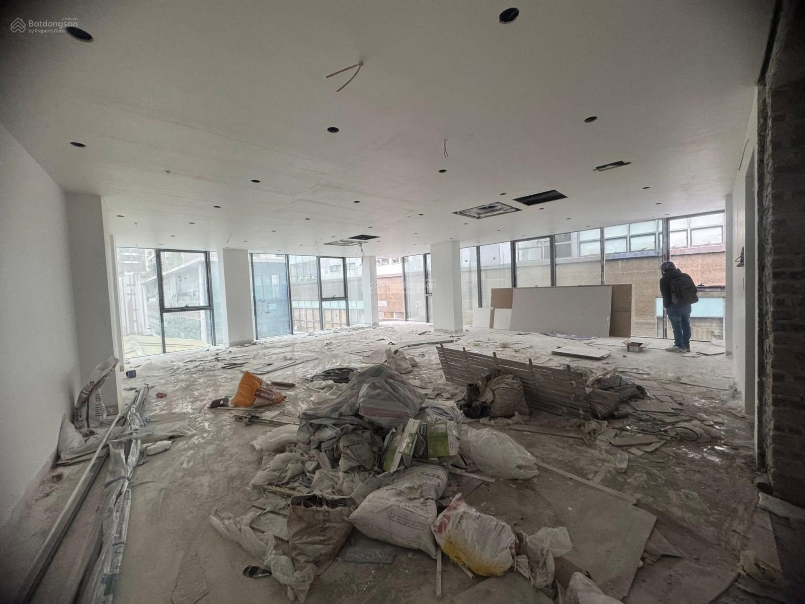 Bán Tòa Văn Phòng Lê Văn Lương Xây Mới 9 Tầng 1 Hầm Mặt Tiền 12M ( Kinh Doanh Sầm Uất ) Bán Tòa Văn Phòng Lê Văn Lương Xây Mới 9 Tầng 1 Hầm Mặt Tiền 12M ( Kinh Doanh Sầm Uất )