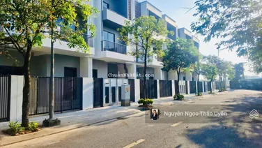 Nhà phố Meadow N11.7 - 10tỷ5 DT 235m2 (linh hoạt thanh toán tới 3 năm)