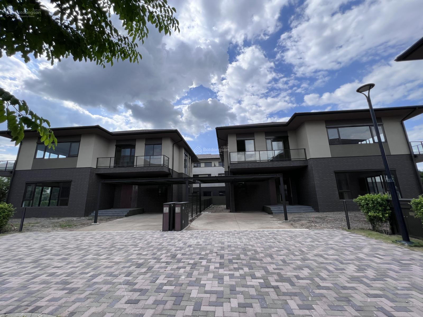 Biệt thự Waterpoint 540m2 sân rộng nhà xây sẵn