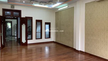 Cho thuê nhà Hồ Tùng Mậu, 80m2, 5 tầng, nhà đẹp, 26Tr