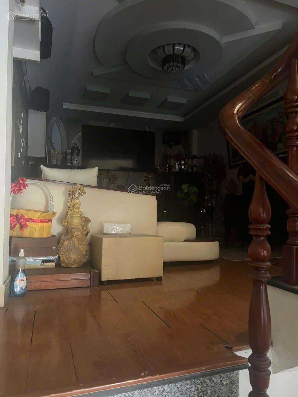 Bán nhà riêng 1979 Đường Huỳnh Tấn Phát, Nhà Bè, 8,3 tỷ, 201m2 sàn, 4x14m nhà 1 trệt lửng 2 lầu