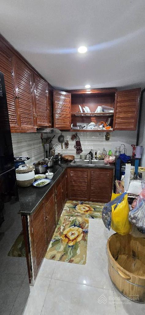 Tập thể ĐHQG Lương Thế Vinh ô tô vào nhà thoáng trước sau 108m2, 5.5 tỷ