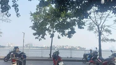 Chính chủ bán nhà Võng Thị, khu phân lô, ô tô vào nhà, 2 phút ra Hồ Tây, mặt tiền rộng