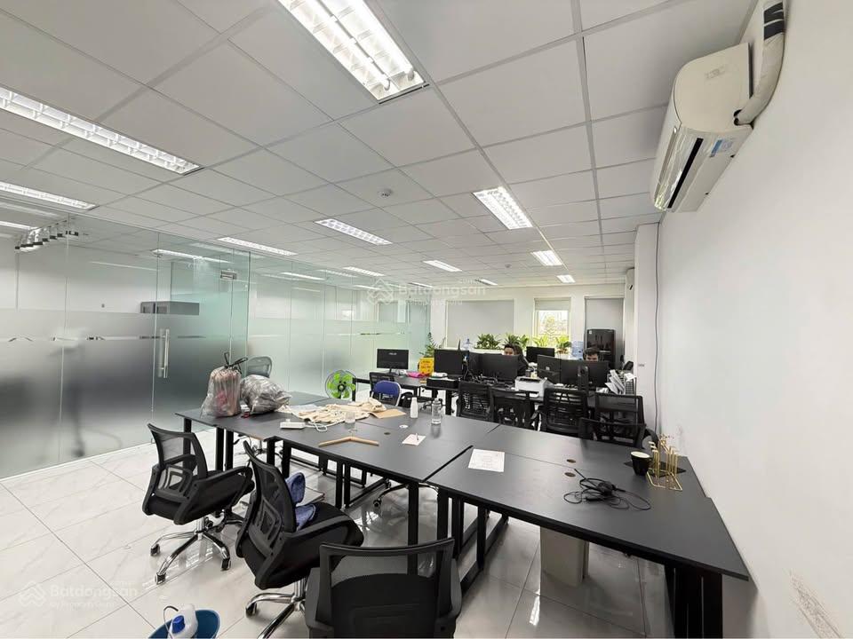 Chính chủ cho thuê văn phòng tại mặt đường Nguyễn Trãi - Thanh Xuân