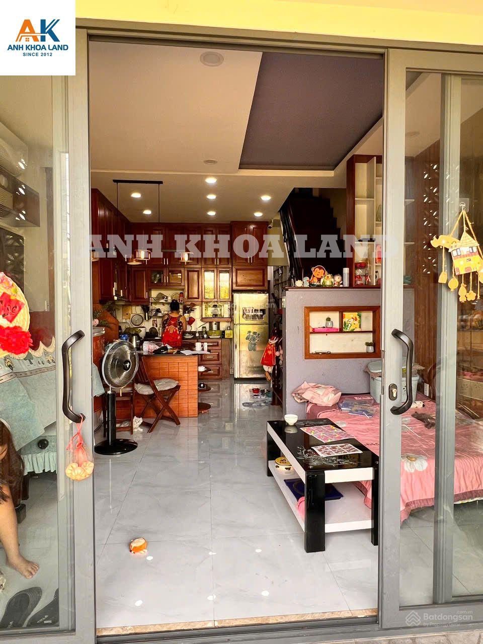 Nhà 2 tầng HXH ngay GigaMall Đường 48, Hiệp Bình Chánh, Thủ Đức, 7,5 tỷ, 100m2, giá ưu đãi