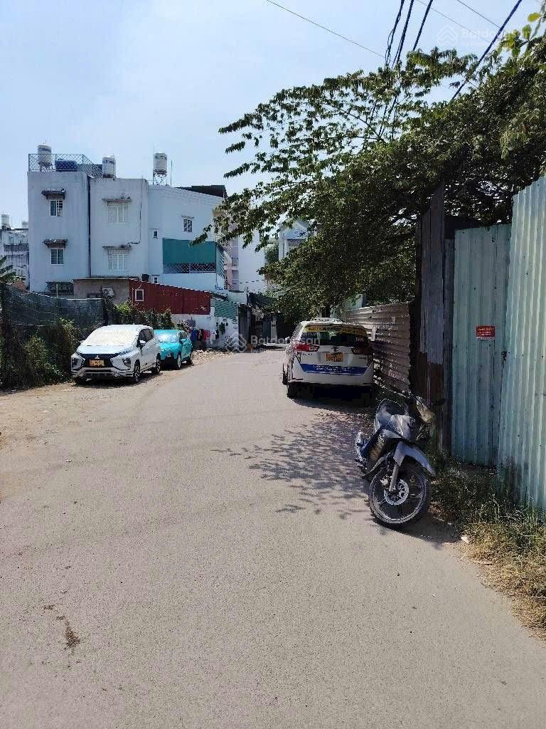 Đất huỳnh tấn phát đường xehơi thông tứ trung-gần nam long tấn trường