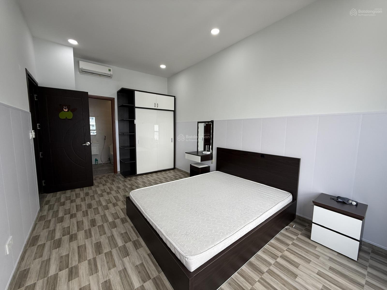 Cho thuê CH The View Riviera Point. 105m2 2PN 1PLV, đầy đủ nội thất. Giá 26 tr/tháng.