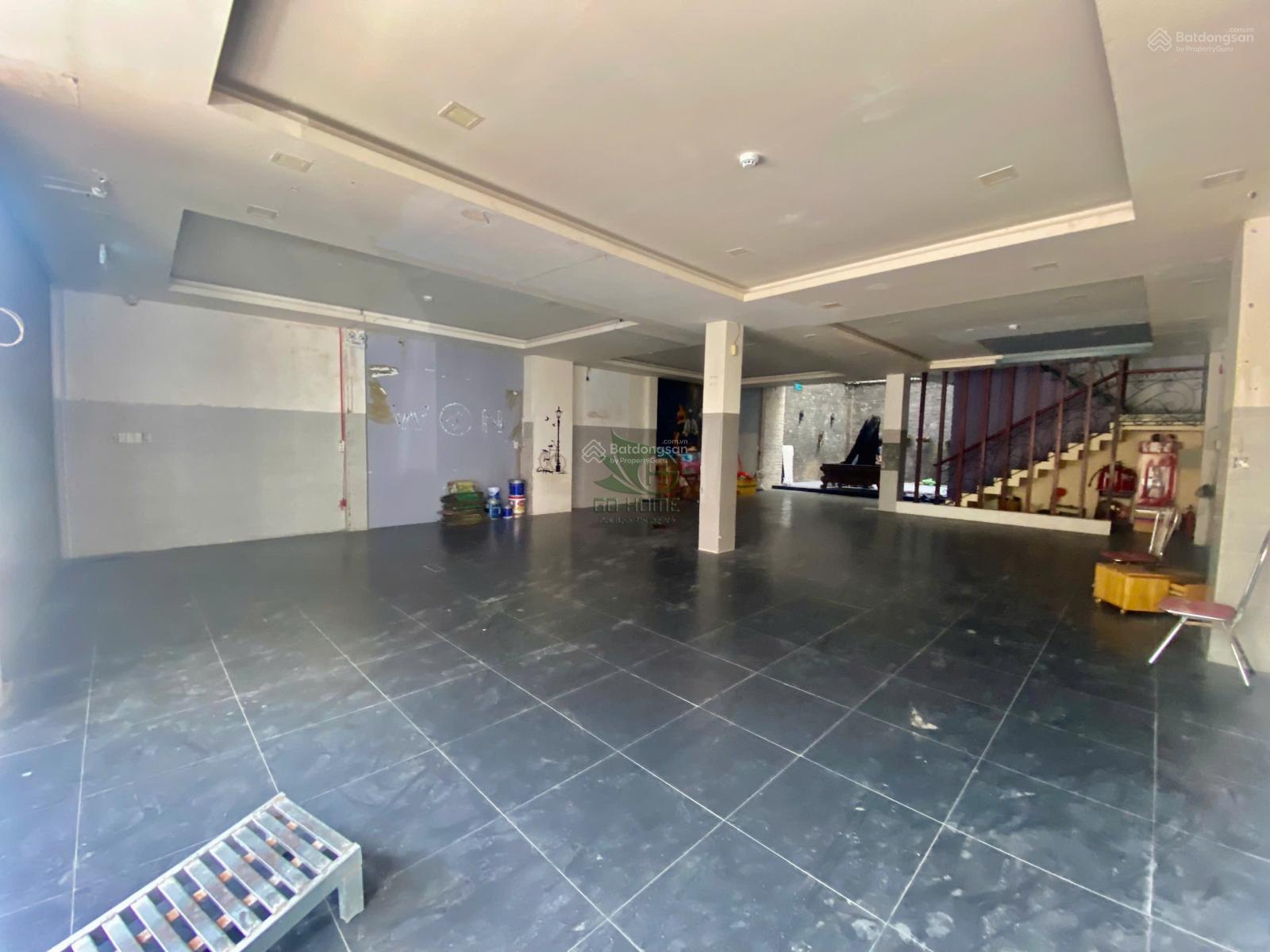 CHO THUÊ NHÀ KINH DOANH 10 PHÒNG NGỦ NGANG 10M 600M2 TRUNG TÂM THÀNH PHỐ