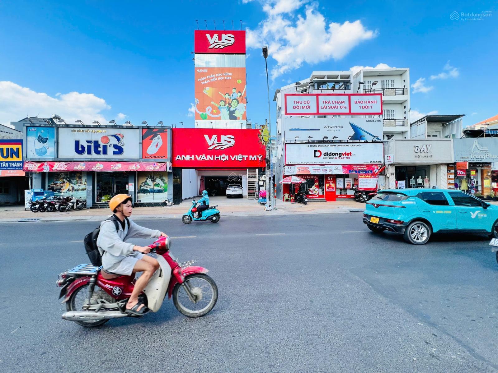 BÁN NHÀ 3 TẦNG MẶT TIỀN VÕ VĂN NGÂN THU NHẬP 400 TRIỆU/THÁNG, 443,8M2 (8X48) GIÁ 100 TỶ