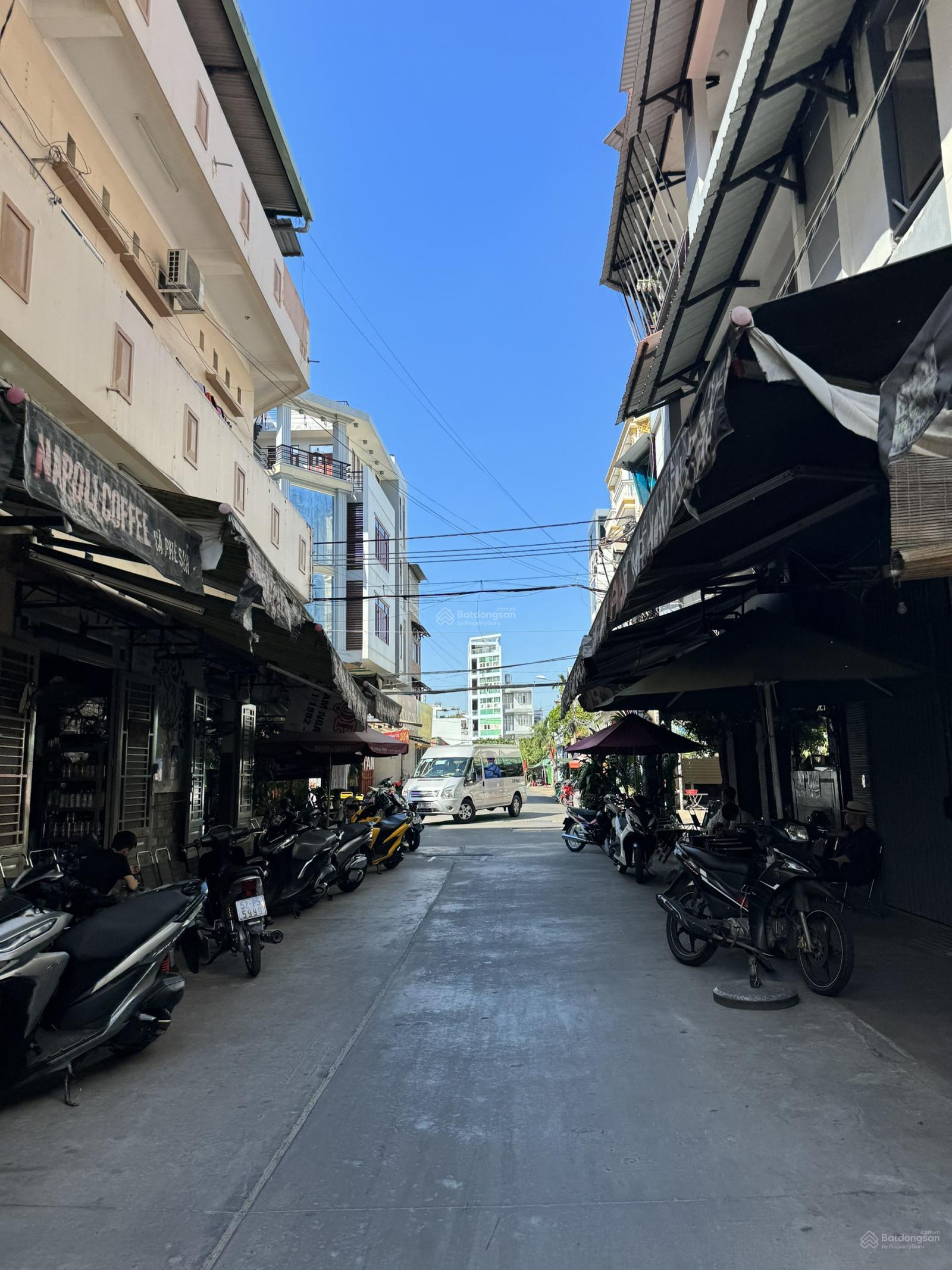 Hẻm 5m thông Nguyễn Ngọc Nhựt 4x30m, 117.2m², 1 lầu + ST, 9 phòng trọ giá 8.8 tỷ