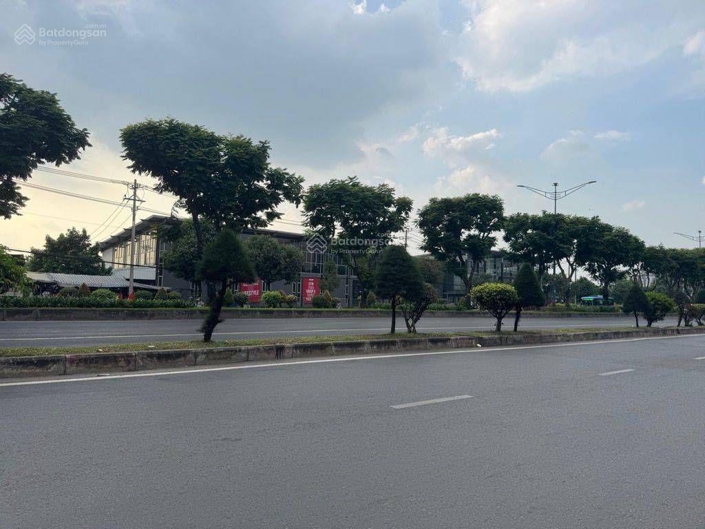 Mặt Tiền Phạm Văn Bạch - Sát Trường Chinh - 4m x 14m Công Nhận Đủ