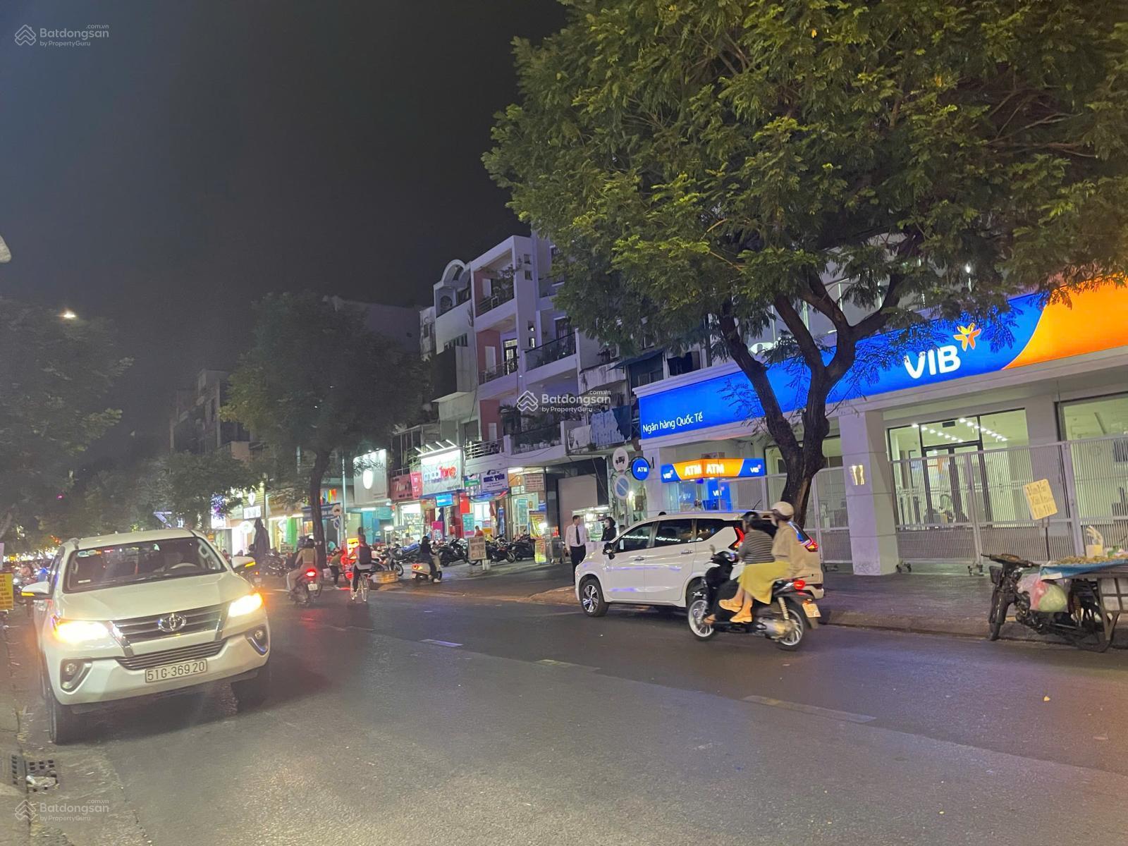 Bán Nhà Mặt Tiền C18 - K300 - Phường 12 - Quận Tân Bình, Diện Tích 4x18m, Đoạn Đẹp, Cấp 4