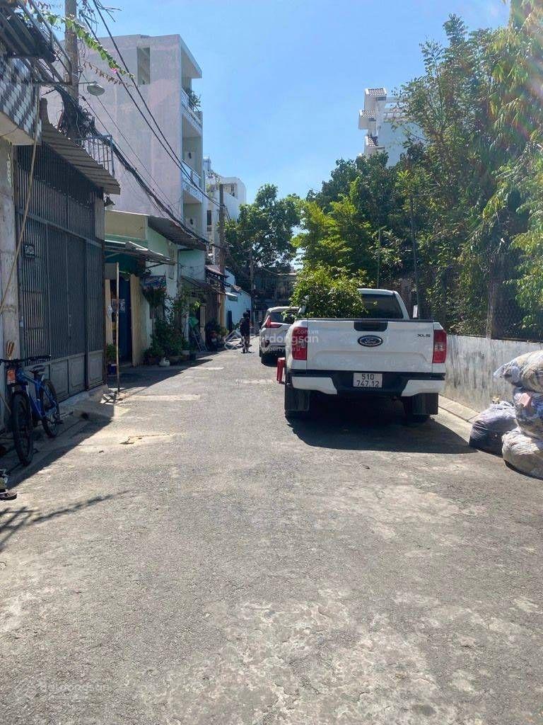 Cống Lỡ - Xe Hơi Thông - 4.5m x 16m x 4 Tầng - Chính Chủ SHR