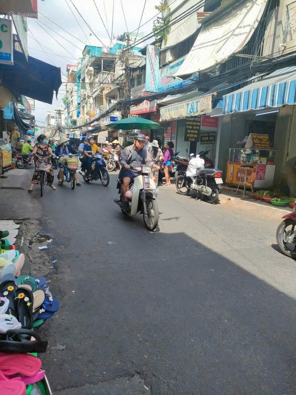 Hiếm Nhà Hẻm Xe Hơi 6M Gần Nguyễn Thị Thập Quận 7 - DT Ngang 4,5M , TK 2 Tầng - 3PN - Nhỉnh 8 Tỷ Hiếm Nhà Hẻm Xe Hơi 6M Gần Nguyễn Thị Thập Quận 7 - DT Ngang 4,5M , TK 2 Tầng - 3PN - Nhỉnh 8 Tỷ