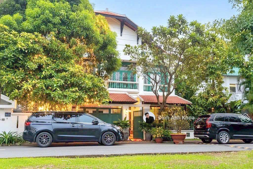 Biệt thự Giảm 6 Tỷ | Villa Thảo Điền 2 Quận 2 | 15m x 20.5m = 305m² | Giá 109 Tỷ | Thuê 180 Tr