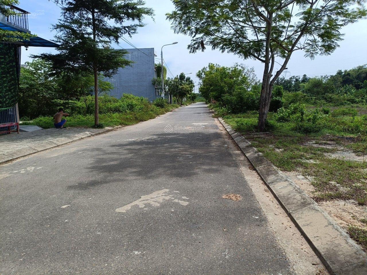 Bán 2 lô liền kề gò lăng đường 7,5m. 292m2 đất ở toàn bộ ngang 15m.