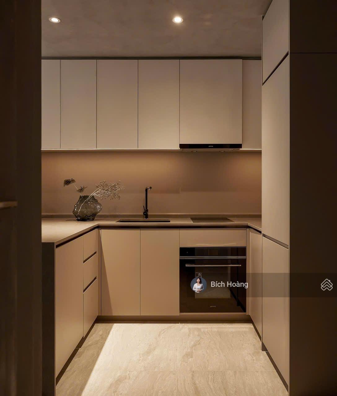 The Opera: Cho thuê 1pn, đầy đủ nội thất.