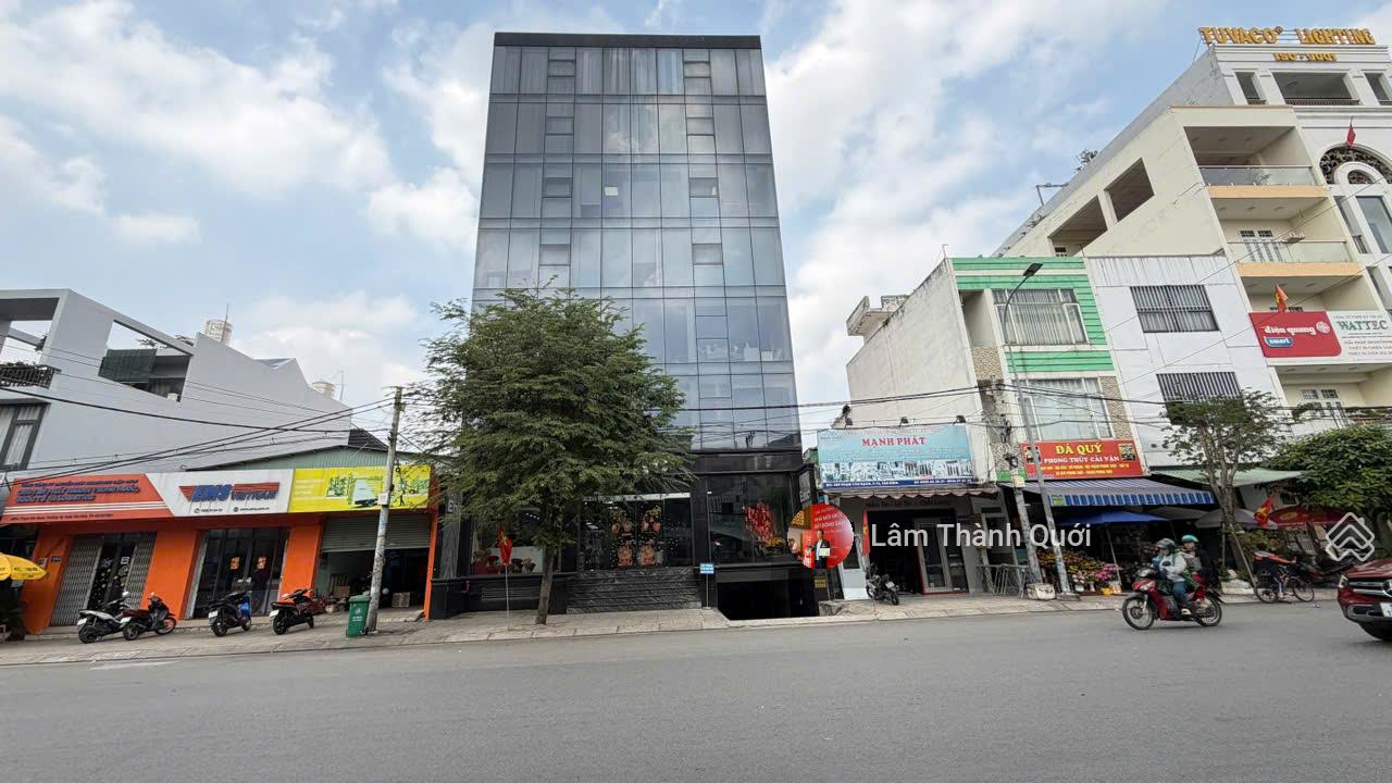 Bán nhà MT Phạm Văn Bạch, 12x26, 1 hầm, 7 tầng, đang cho thuê 300tr/t, 115 tỷ