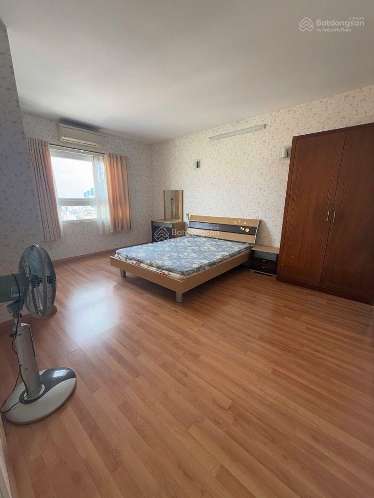 Chung cư Quận Phú Nhuận - 128m2 - giá 9.8 tỷ - kế bên Quận 1