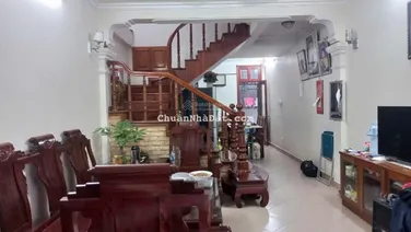 Siêu hiếm! Nhà Hồ Tùng Mậu gần phố, ngõ rộng, dân xây chắc chắn, ở ngay, 50m ra tàu điện, sổ đỏ đẹp