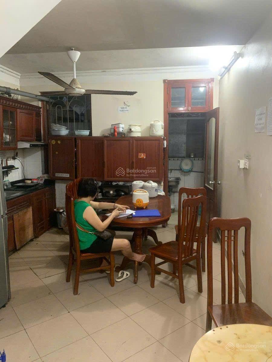 Siêu hiếm! Nhà Hồ Tùng Mậu gần phố, ngõ rộng, dân xây chắc chắn, ở ngay, 50m ra tàu điện, sổ đỏ đẹp