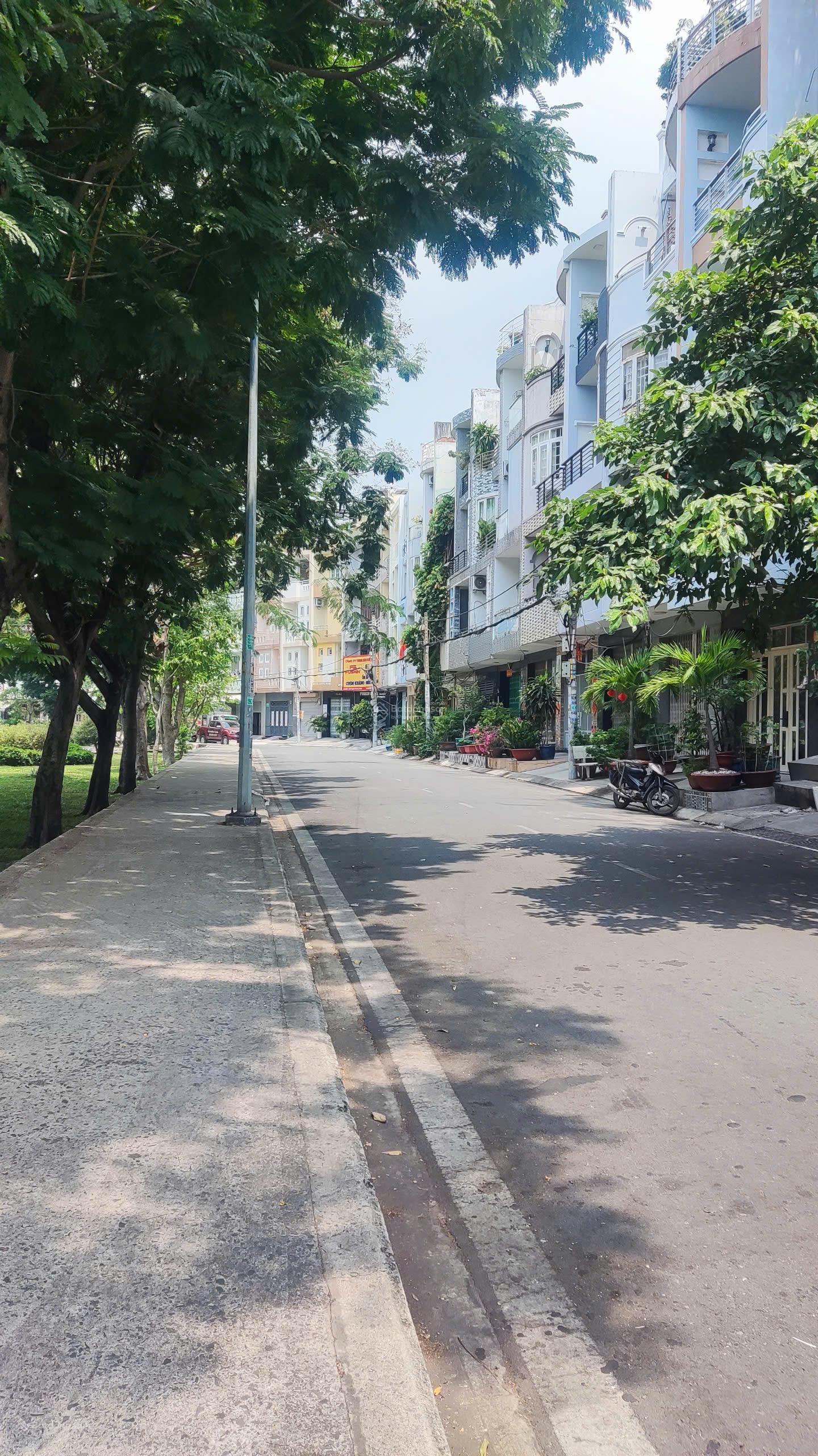 Nhà MT đường Số 78 khu Bình Phú Quận 6 chỉ 8.4 tỷ rẻ nhất!