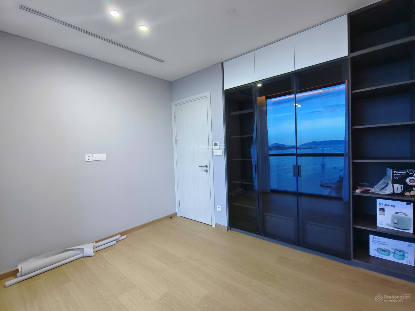 Ưu đãi cuối năm, 2PN hoa hậu trực diện sông Hàn, hỗ trợ vay lên đến 70% chỉ 5,761 tỷ đồng. Gọi ngay Ưu đãi cuối năm, 2PN hoa hậu trực diện sông Hàn, hỗ trợ vay lên đến 70% chỉ 5,761 tỷ đồng. Gọi ngay