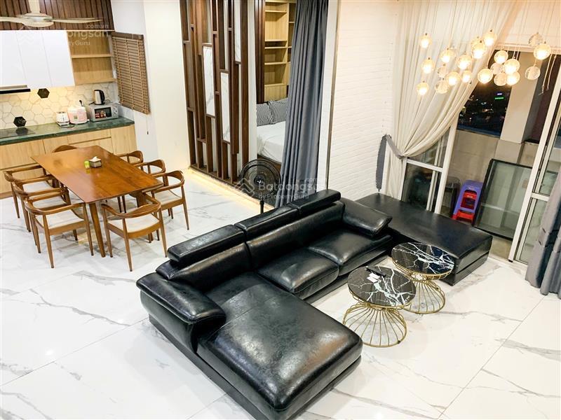 Penthouse 140m2, cho thuê 35 triệu/tháng - CC Central Garden, Quận 1, giá 14 tỷ 6 (thương lượng) Penthouse 140m2, cho thuê 35 triệu/tháng - CC Central Garden, Quận 1, giá 14 tỷ 6 (thương lượng)