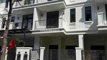 Nhà phố Lavida Ngang 5m- Sổ Hồng. Giá bán 6,5 tỷ. Liên hệ Ms. Thư xem căn trực tiếp.