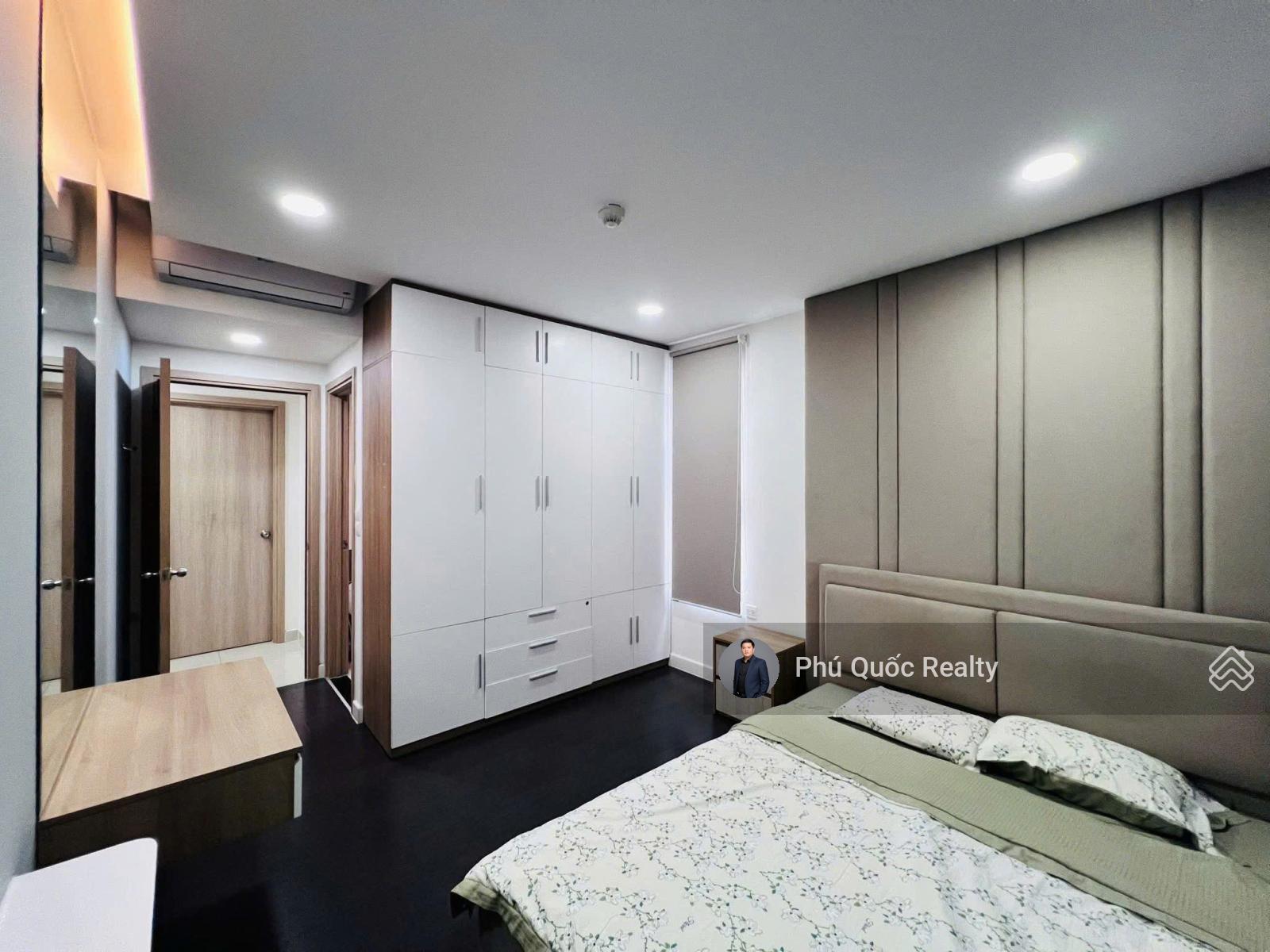 Trống sẵn cho thuê 3 phòng ngủ 2WC The Sun Avenue - full nội thất, hiện trạng còn mới Trống sẵn cho thuê 3 phòng ngủ 2WC The Sun Avenue - full nội thất, hiện trạng còn mới