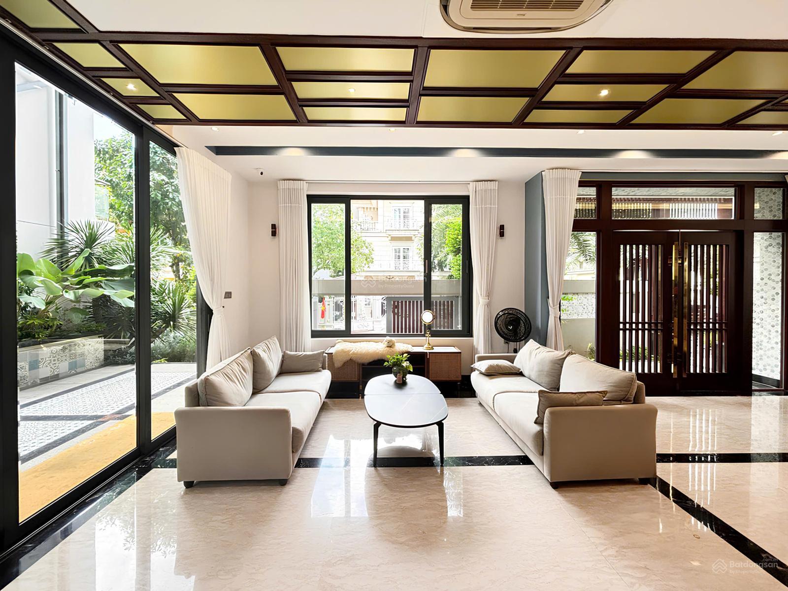 Cho thuê biệt thự đẳng cấp sang trọng tại Phú Mỹ Hưng giá tốt 250 triệu/tháng - 344m2 Cho thuê biệt thự đẳng cấp sang trọng tại Phú Mỹ Hưng giá tốt 250 triệu/tháng - 344m2