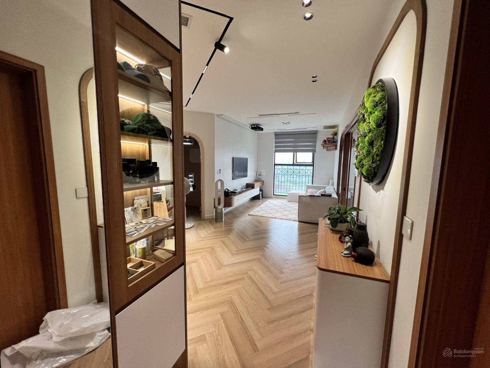 Bán nhanh căn 2 phòng ngủ, 60m2 giá 4.7 tỷ, full nội thất đẹp ở ngay, CT36 Định Công, 0982 281 ***