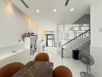 Chính chủ bán nhanh biệt thự liên kế trung tâm PMH - Nhà đẹp - 126m2 - 35.5 tỷ TL