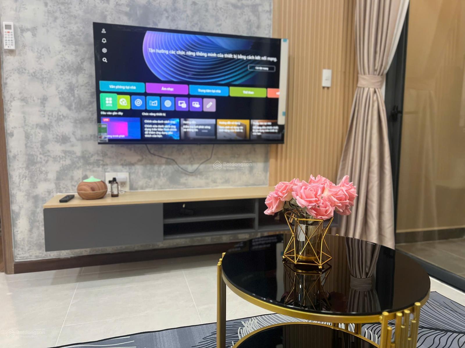 Cho thuê ngắn hạn căn hộ 2PN 86m² Hà Đô Centrosa Q10 - Full nội thất, view hồ bơi