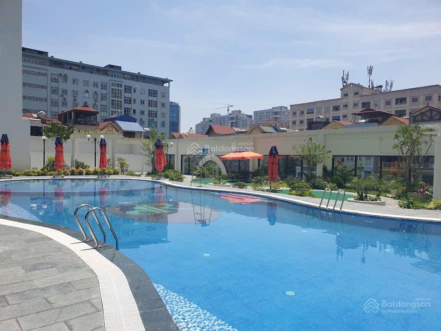 Bán gấp căn hộ chung cư cao cấp Florence Mỹ Đình - tòa R1 - view SVĐ Mỹ Đình. 83m2 - 7,9 tỷ