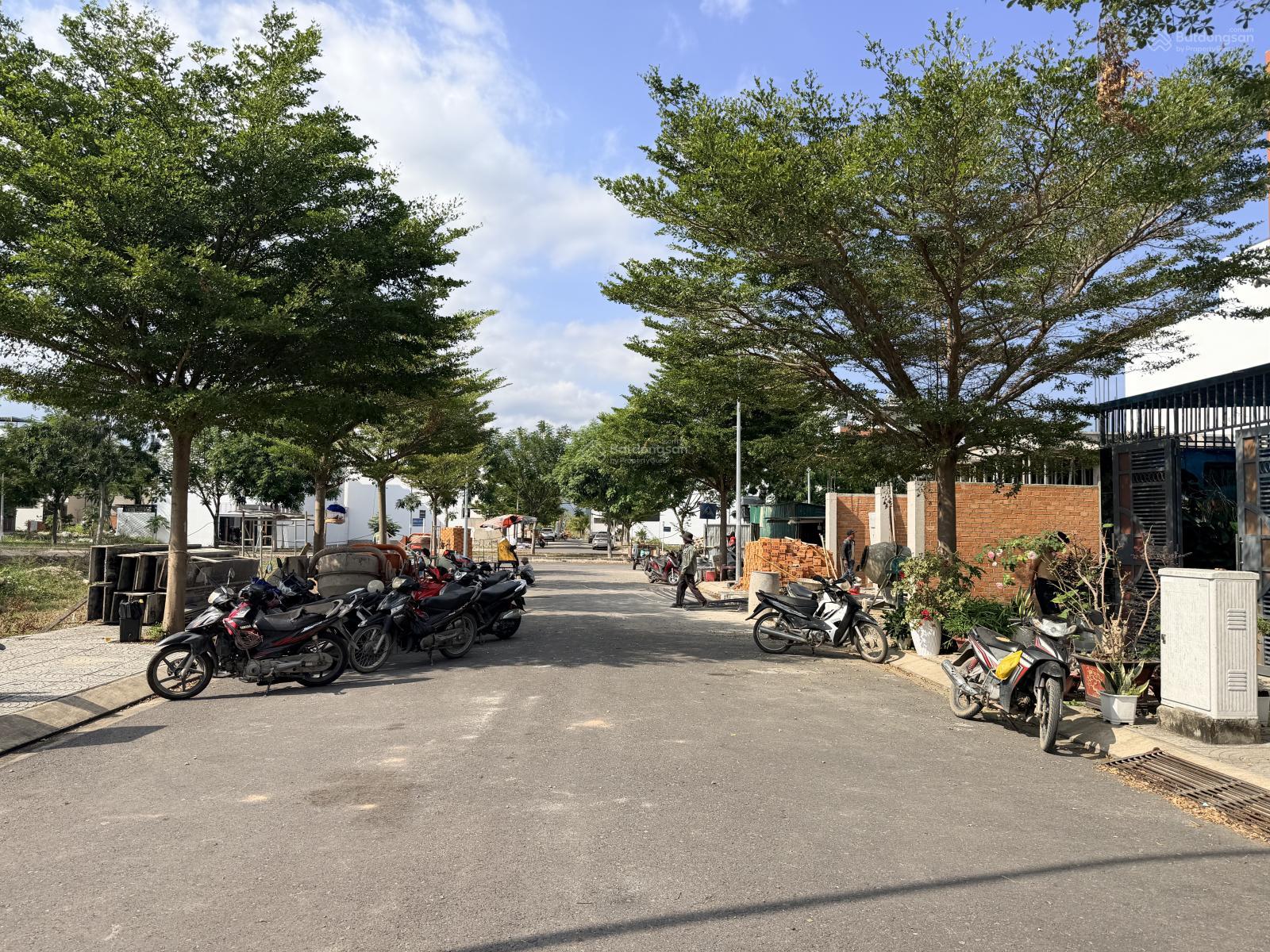 Bán đất Khu Đô Thị Mỹ Gia gói 5 giá rẻ chỉ 5 tỷ( bao cọc và thiết kế)