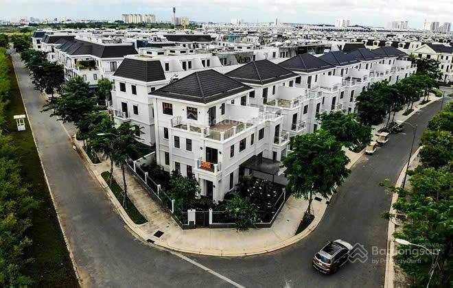 Bán nhanh nhà phố Lake View , p An Phú DT 100m2 ( 5 x 20m ) , đường Song Hành Bán nhanh nhà phố Lake View , p An Phú DT 100m2 ( 5 x 20m ) , đường Song Hành