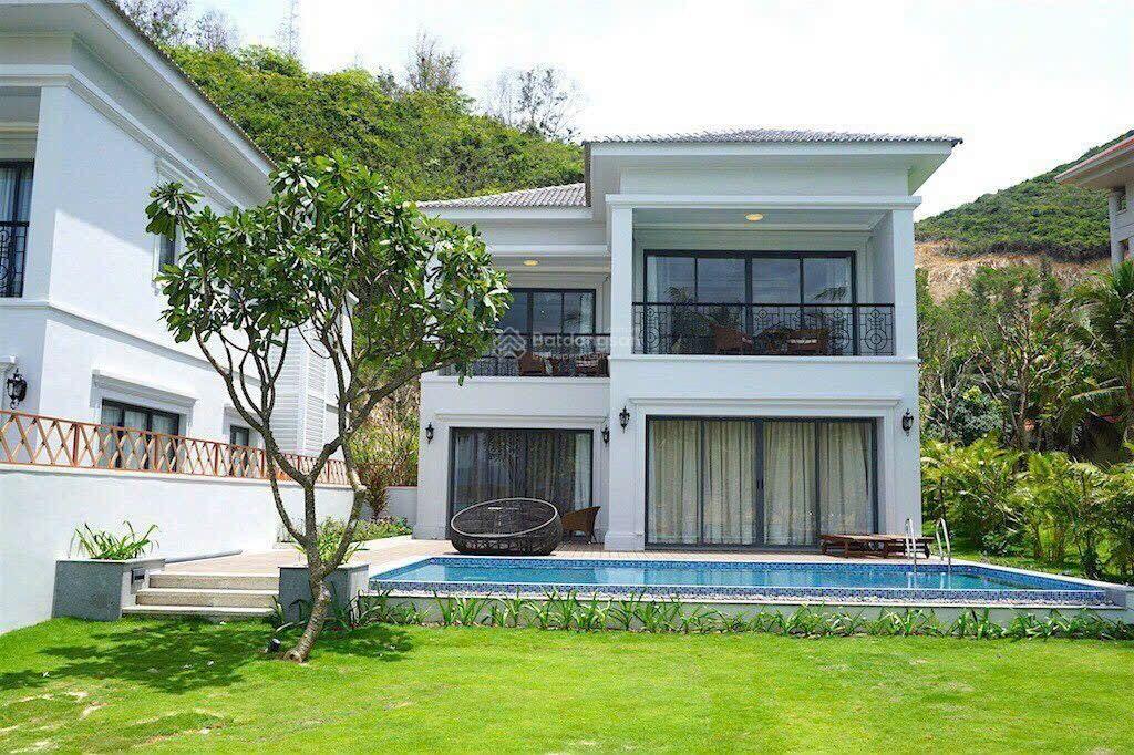 Bán BT siêu hot tại Vinpearl Nha Trang Bay, 12 tỷ, 500m2 View biển đẹp xuất sắc