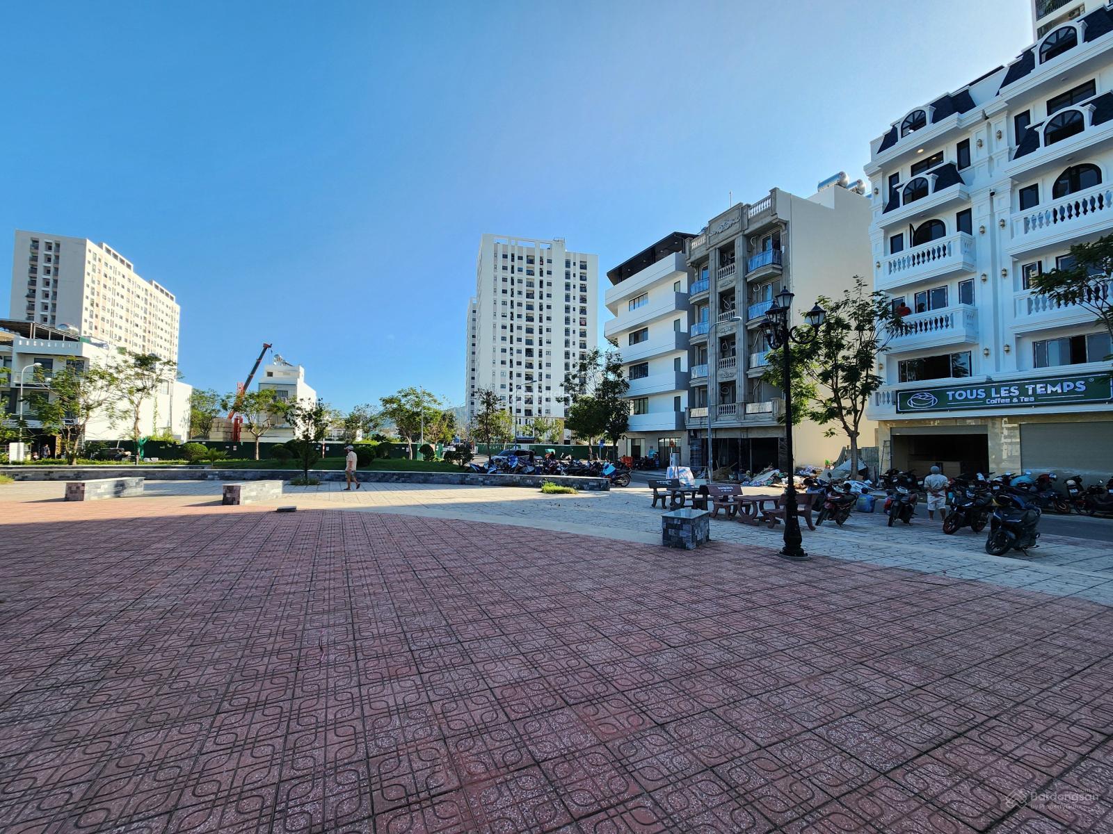 Lô đất đối diện công viên lớn quy hoạch xây 5,5 tầng