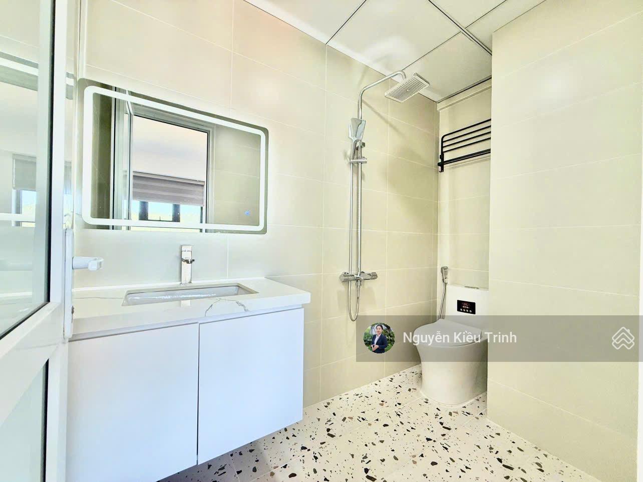 Kiều Trinh - 1512- Căn góc 3PN  nội thất mới  sát biển - Cho thuê ngay 20 Tr