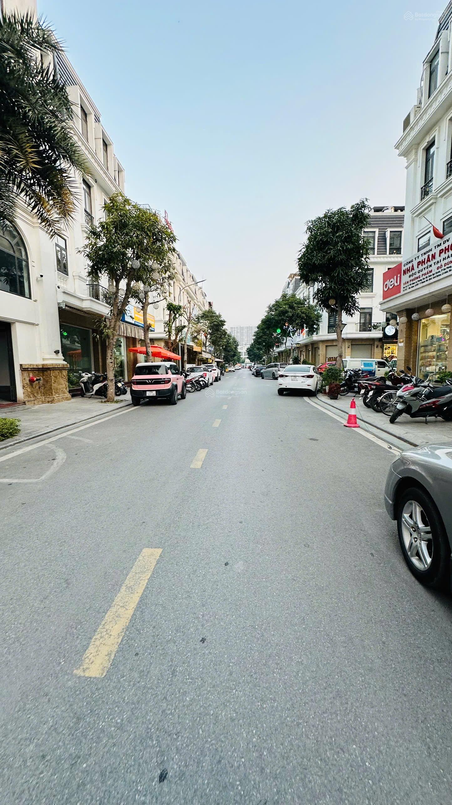 Siêu hiếm 3 căn liền kề Hoàng Huy Mall ngang 15m Tổng (235,5m2; mặt tiền 15m; 36 tỷ).