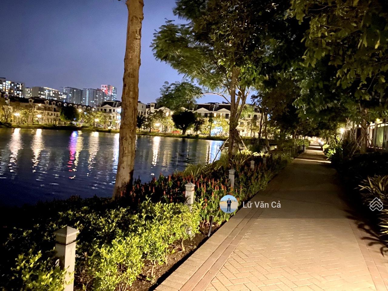 Chính chủ kẹt tiền bán nhà phố Lakeview City dt 6x16m 1 trệt 3 lầu hoàn thiện nội thất giá 17,5 tỷ Chính chủ kẹt tiền bán nhà phố Lakeview City dt 6x16m 1 trệt 3 lầu hoàn thiện nội thất giá 17,5 tỷ