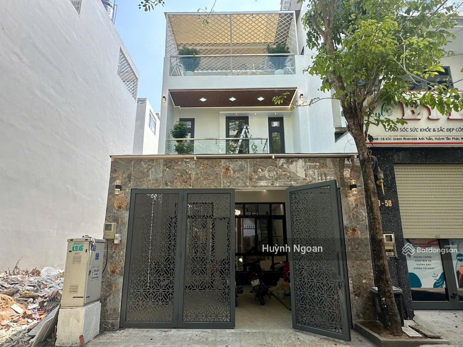 Bán nhà phố hiện đại Green Riverside Huỳnh Tấn Phát, Nhà Bè giá rẻ 7tỷ600 DT 80m2. LH 0909 519 ***