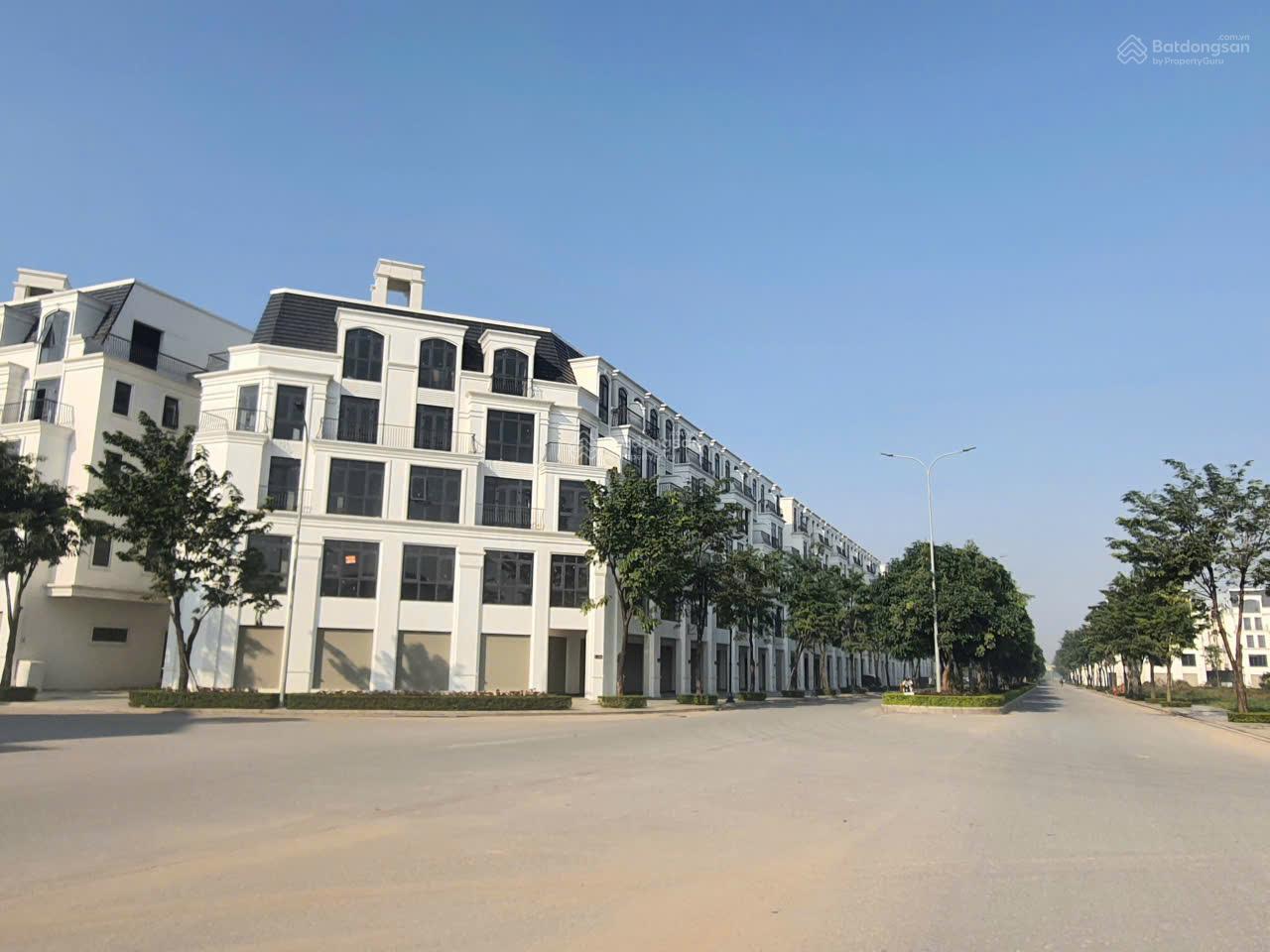 Bán căn góc ngã tư đường 30m khu Anh Quốc dự án Hinode Royal Park. DT 188m2 giá 54 tỷ. 0966 761 ***