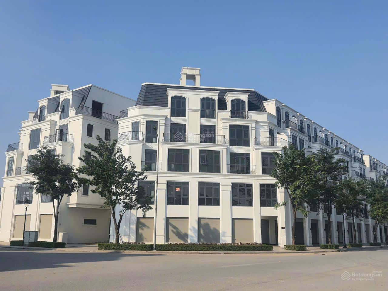 Bán căn góc ngã tư đường 30m khu Anh Quốc dự án Hinode Royal Park. DT 188m2 giá 54 tỷ. 0966 761 ***