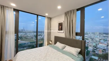 Cho thuê 2PN2WC full - diện tích lớn 80m2 - căn góc - view 3 mặt kính tràn - LM81 - giá 18tr/tháng